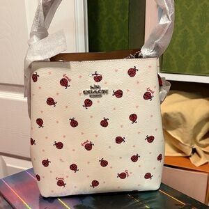 NWT Coach Cream Ladybug Print Shoulder bucket Bag